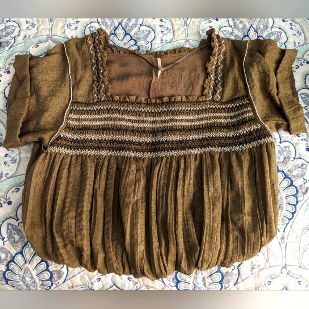 NWOT Free People Cropped Shirt Size XS